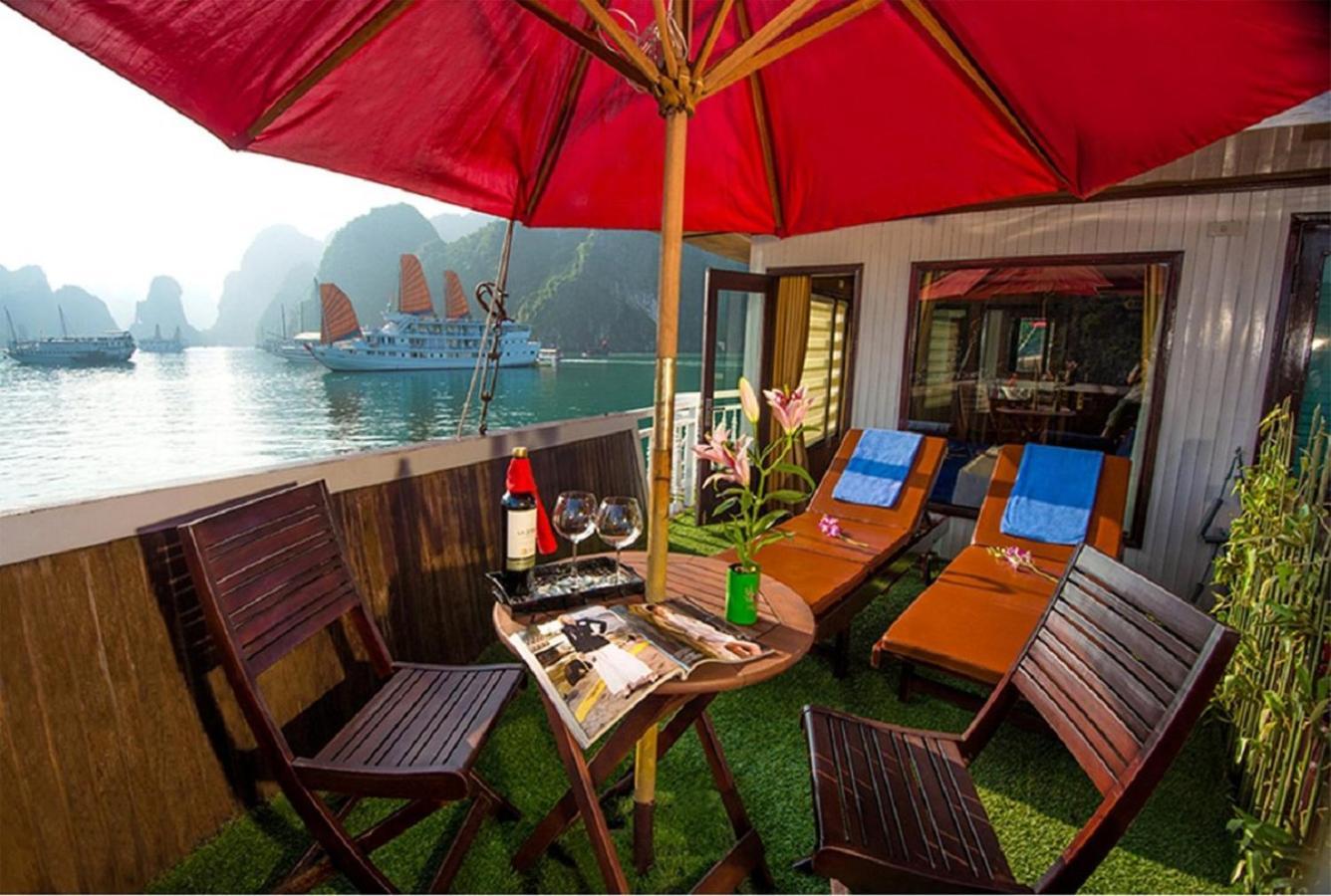Royal Palace Cruise Hạ Long Exterior foto