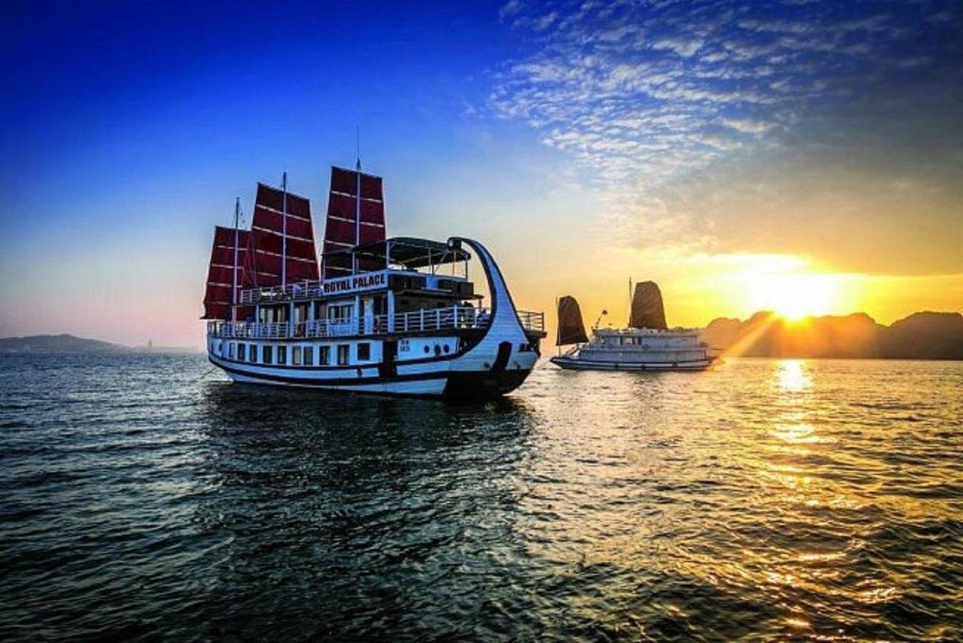 Royal Palace Cruise Hạ Long Exterior foto