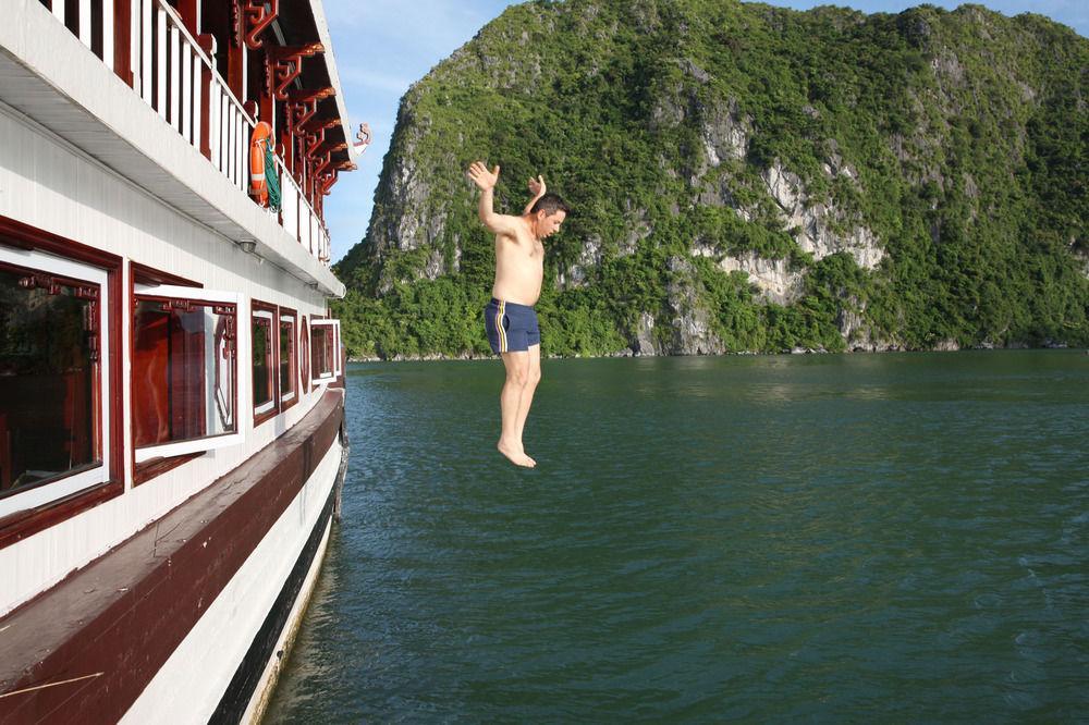 Royal Palace Cruise Hạ Long Exterior foto
